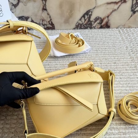 LOEWE Puzzle Edge Bag - Image 3