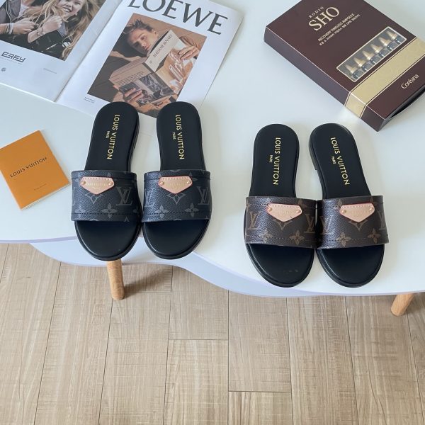 LV  Takashi Murakami Slippers