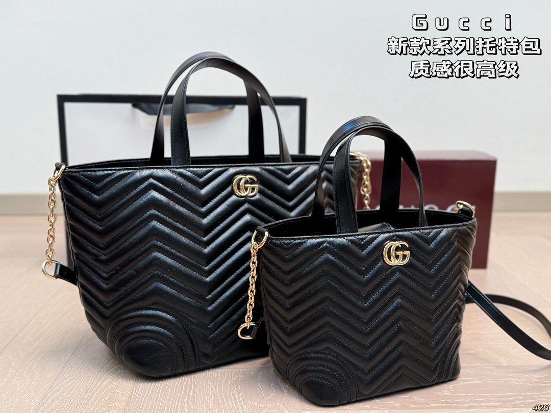 Gucci Betty mini tote bag in Black Leather - Image 2