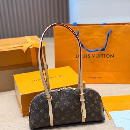 LV Squire East West Monogram Bag - Image 3
