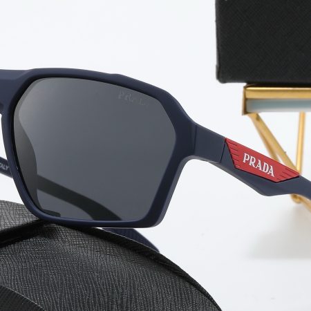 Prada Fashionable Sunglasses - Image 7