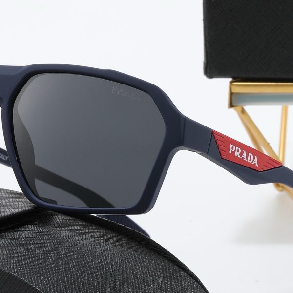 Prada Fashionable Sunglasses