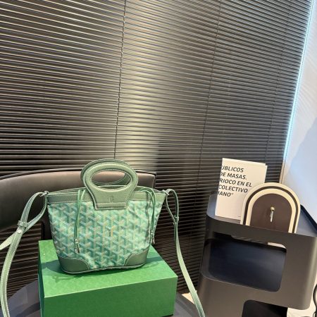 Goyard Mini Beluga Bucket Bag - Image 8