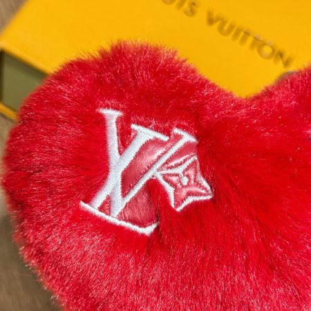 LV Lucky Heart Bag Charm - Image 7
