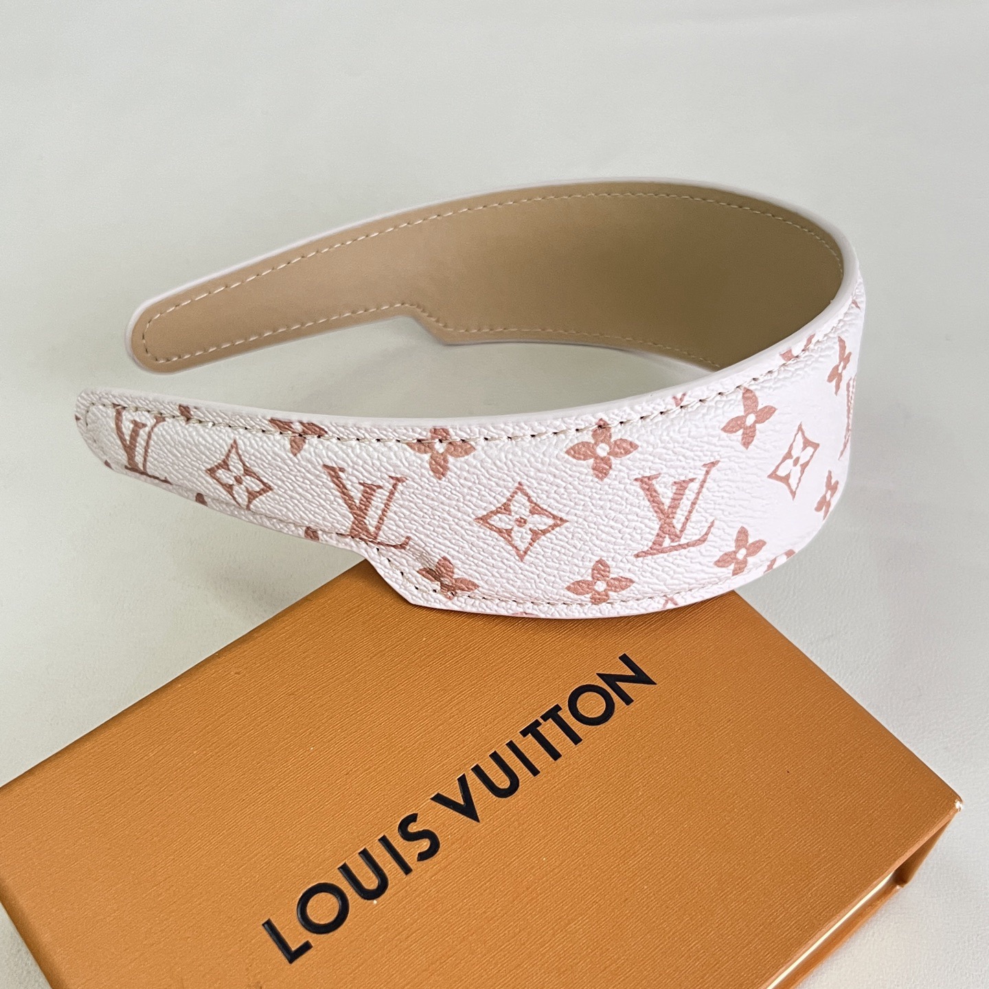 LV Outline Headband - Image 3