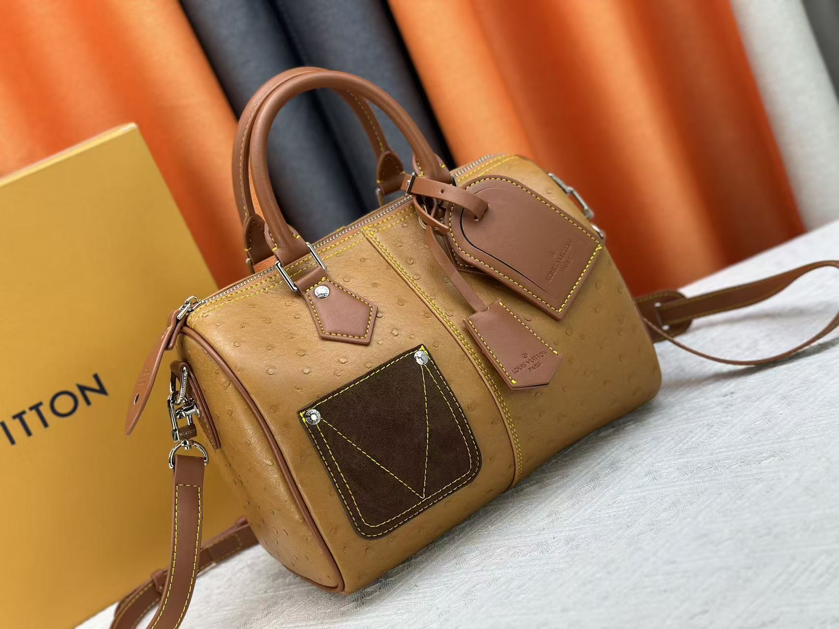 LV Speedy Bandoulière 20 Handbag - Image 1