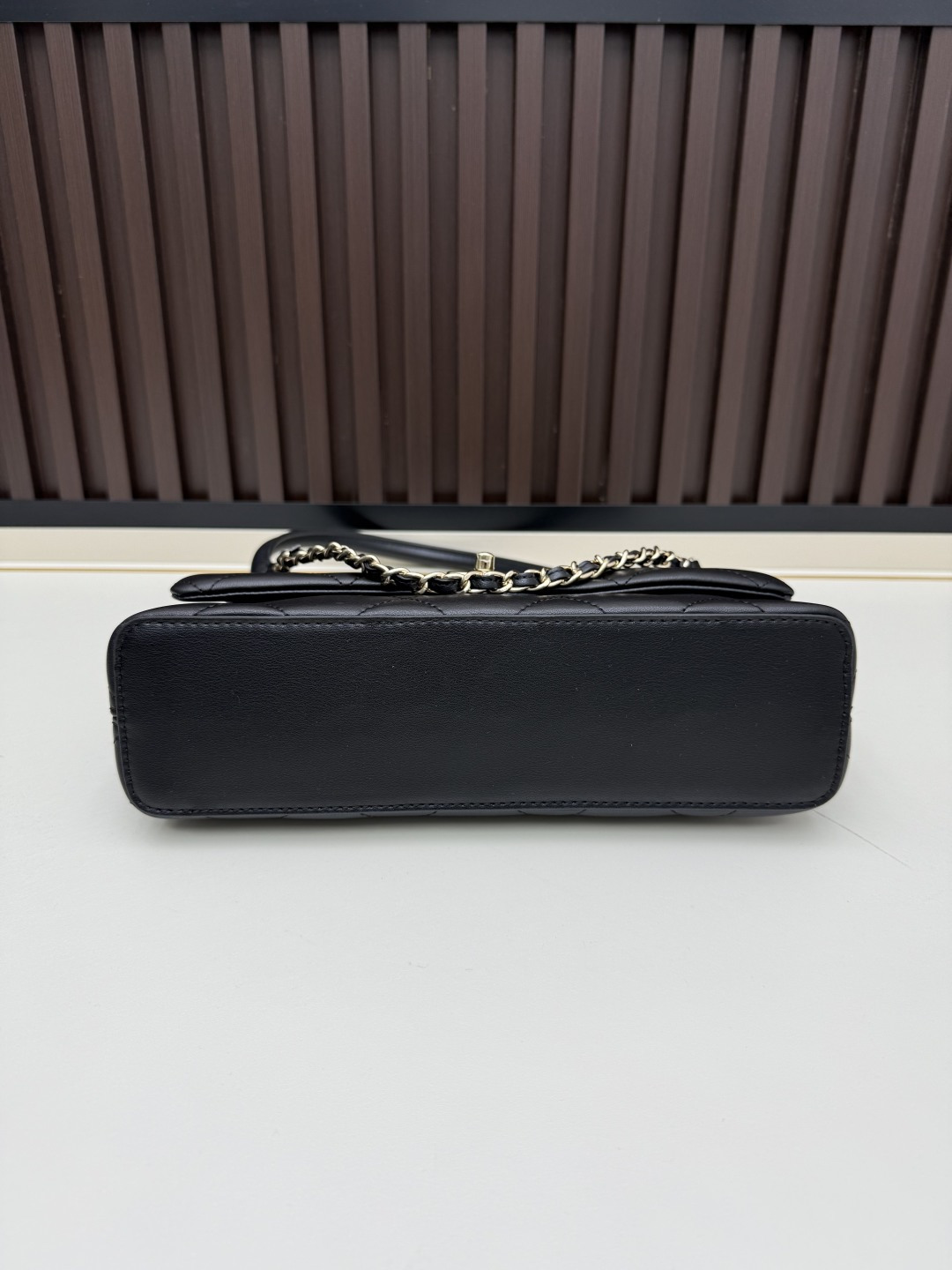 Chanel Large Flap Bag - Image 4
