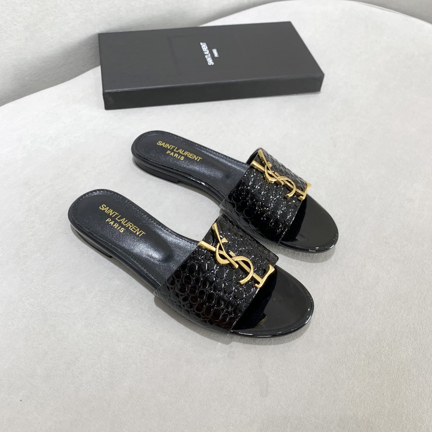 YSL Spring/Summer Sandals - Image 2