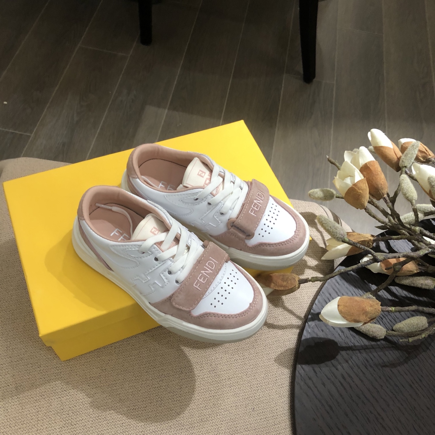 Fendi Children's Shoes - Image 8