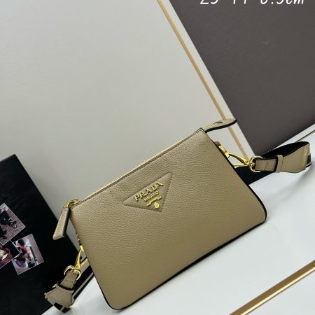 Prada black leather tote Bag - Image 5