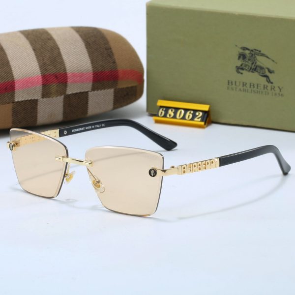 Burberry Fashionable Sunglasses
