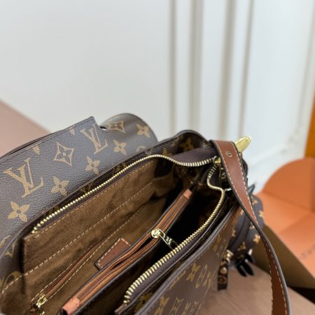 Lv Vintage Floral Handbag - Image 8