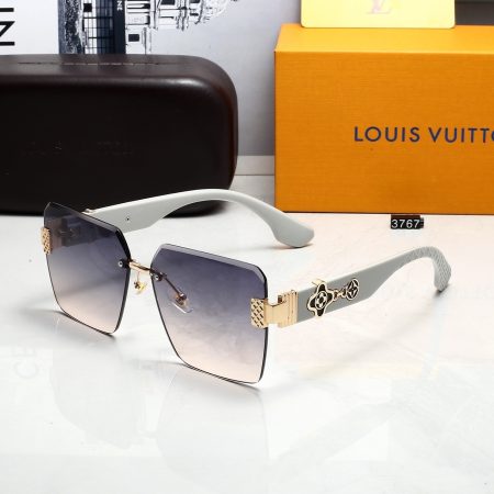 LV Fashionable Sunglasses - Image 3