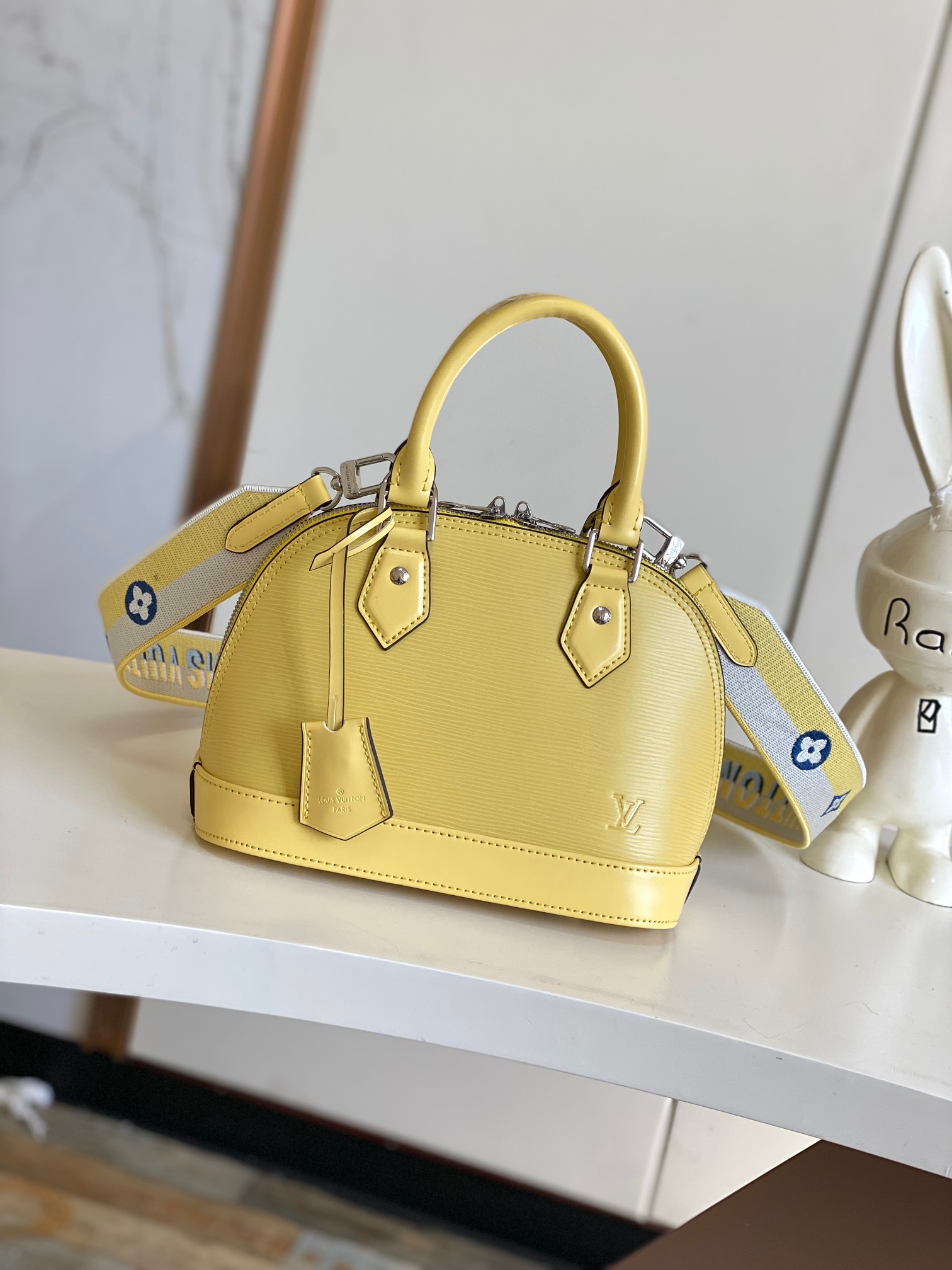 LV Alma BB Handbag - Image 2