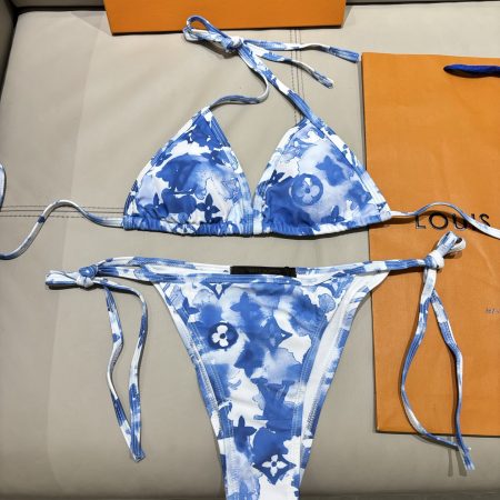LV Two-Piece Swimsuit Swimwear - Image 6