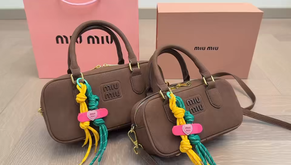 miumiu bowling bag - Image 3