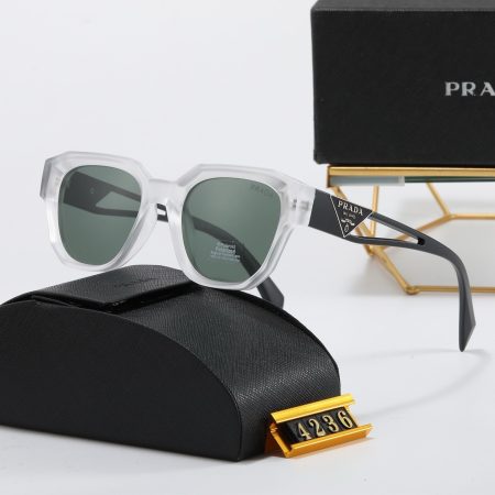Prada Fashionable Sunglasses - Image 4