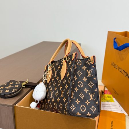 LV Tote Bag Limited Edition onthego - Image 2