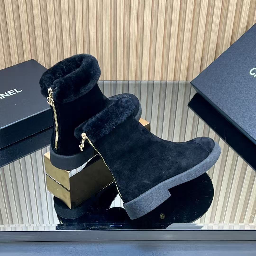Chanel Fur Boots Black - Image 7