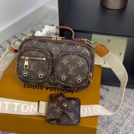 LV Reporter Camera Bag - Image 2
