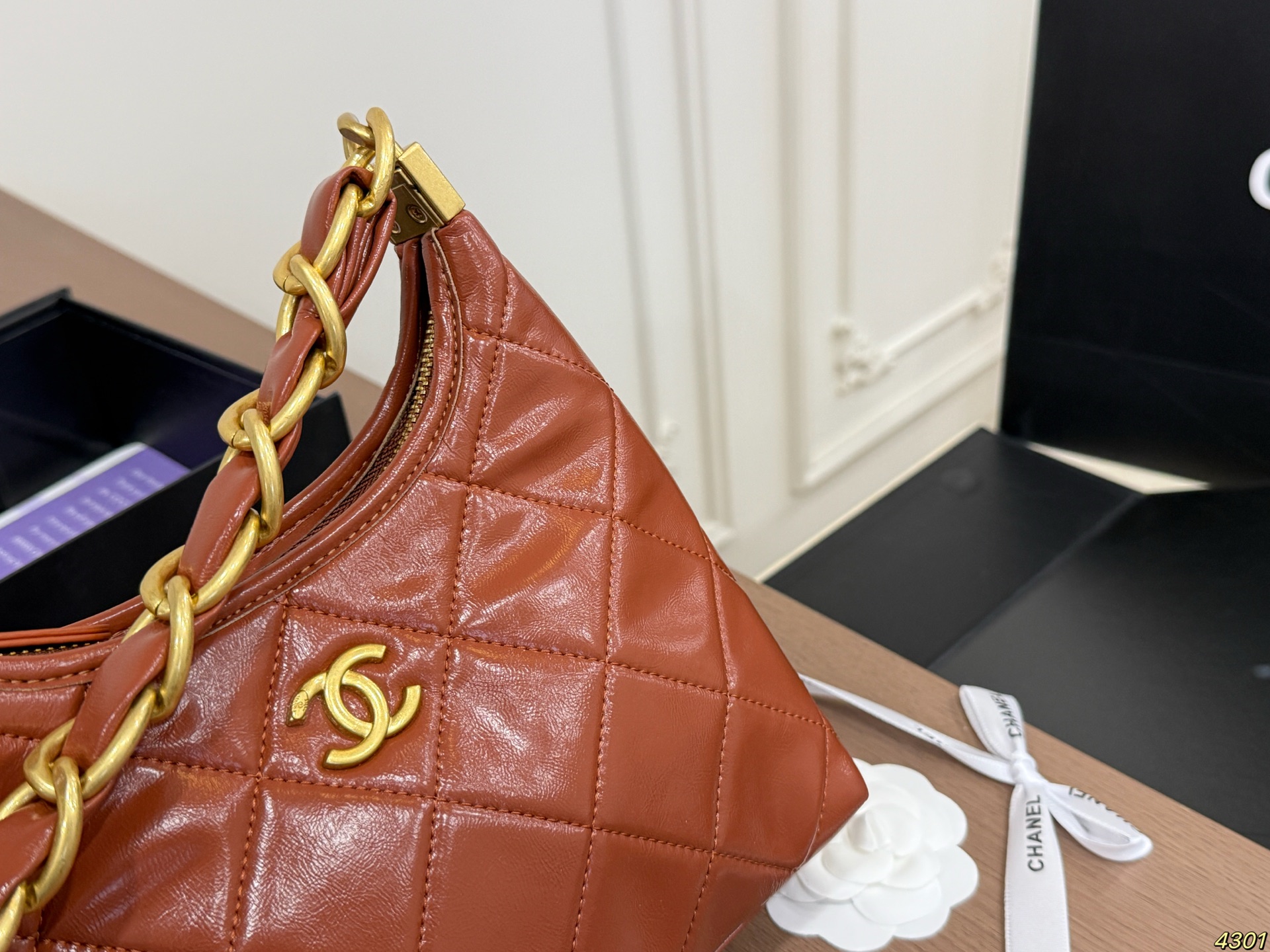 Chanel Hobo Boho Crossbody Bag - Image 5
