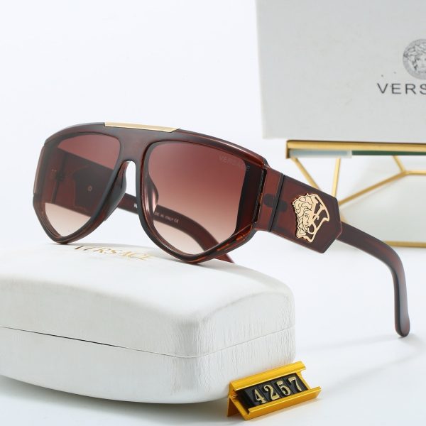 Versace Fashionable Sunglasses