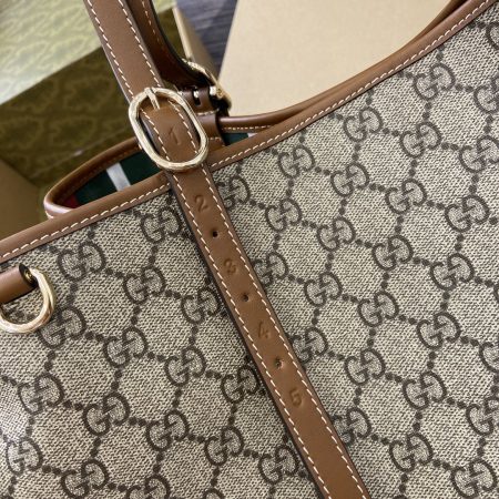 Gucci GG Emblem Large Tote Bag - Image 8