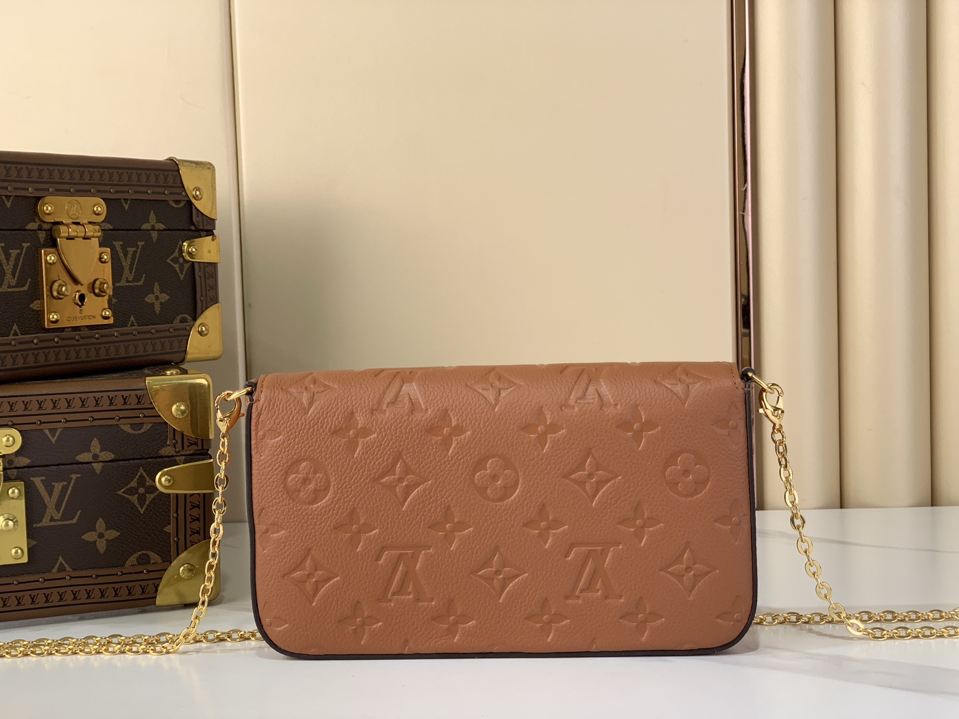 LV Pochette Félicie Monogram Empreinte Bag - Top Quality - Image 3