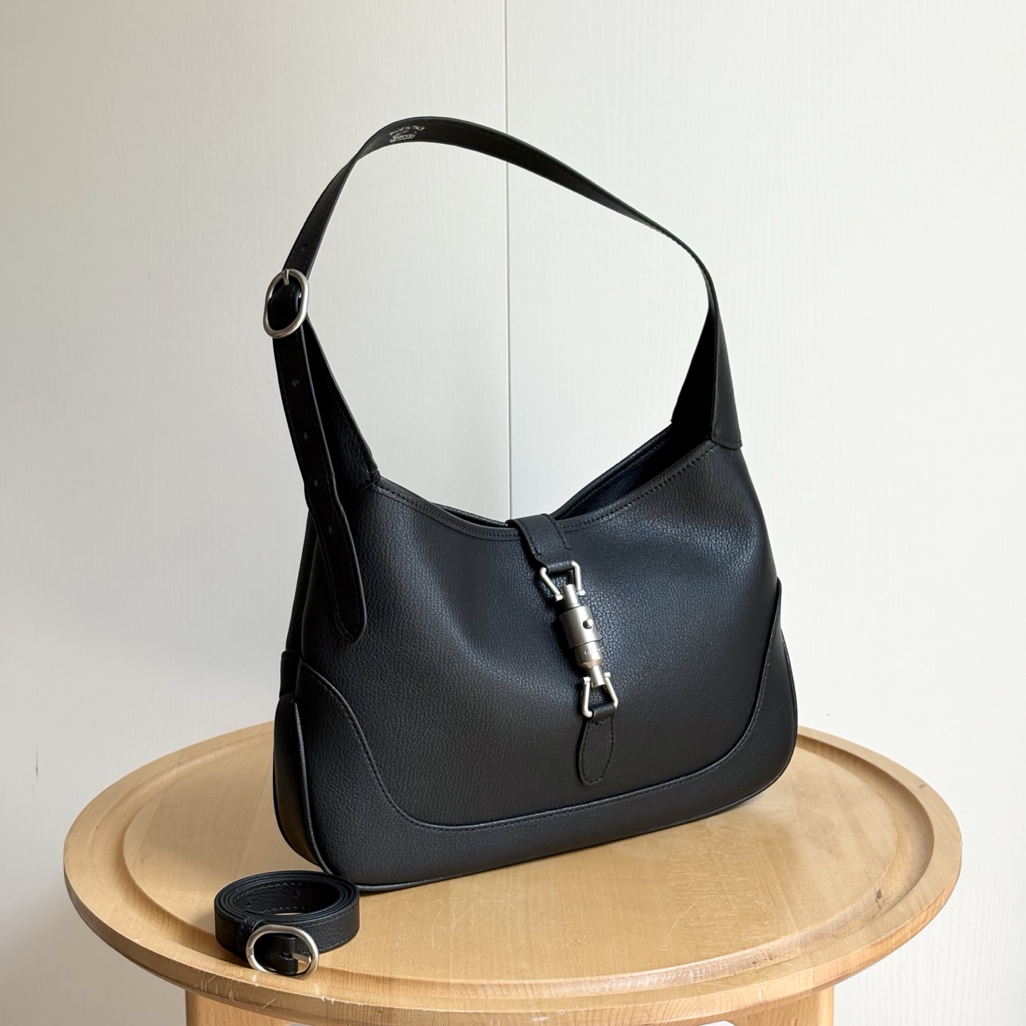 Gucci Jackie 1961 Small Crossbody Bag - Image 2