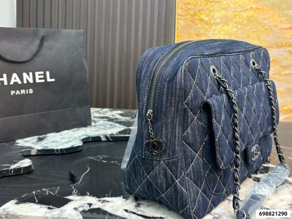 Chanel Chain Tote Bag