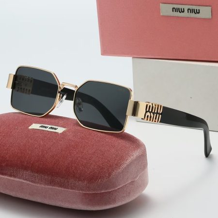 Miu Miu Fashionable Sunglasses - Image 7