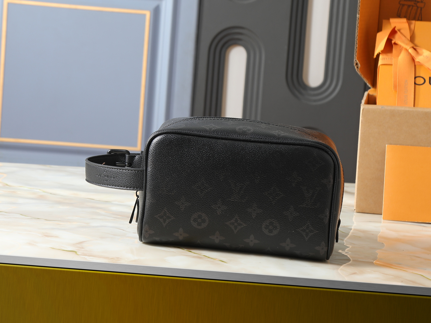 LV Locker Dopp Kit Toiletry Bag - Image 3