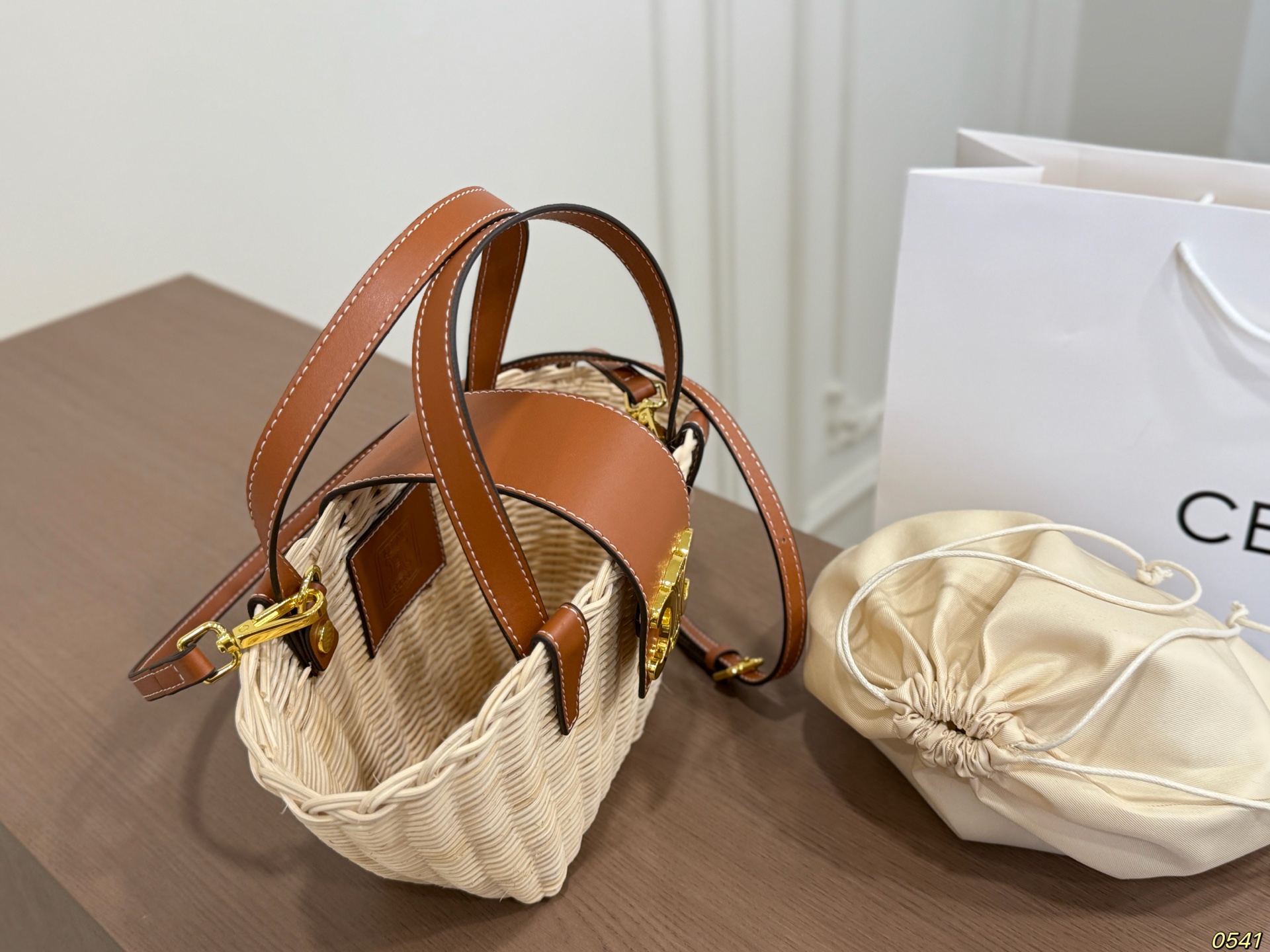 Céline Woven Bag - Image 6