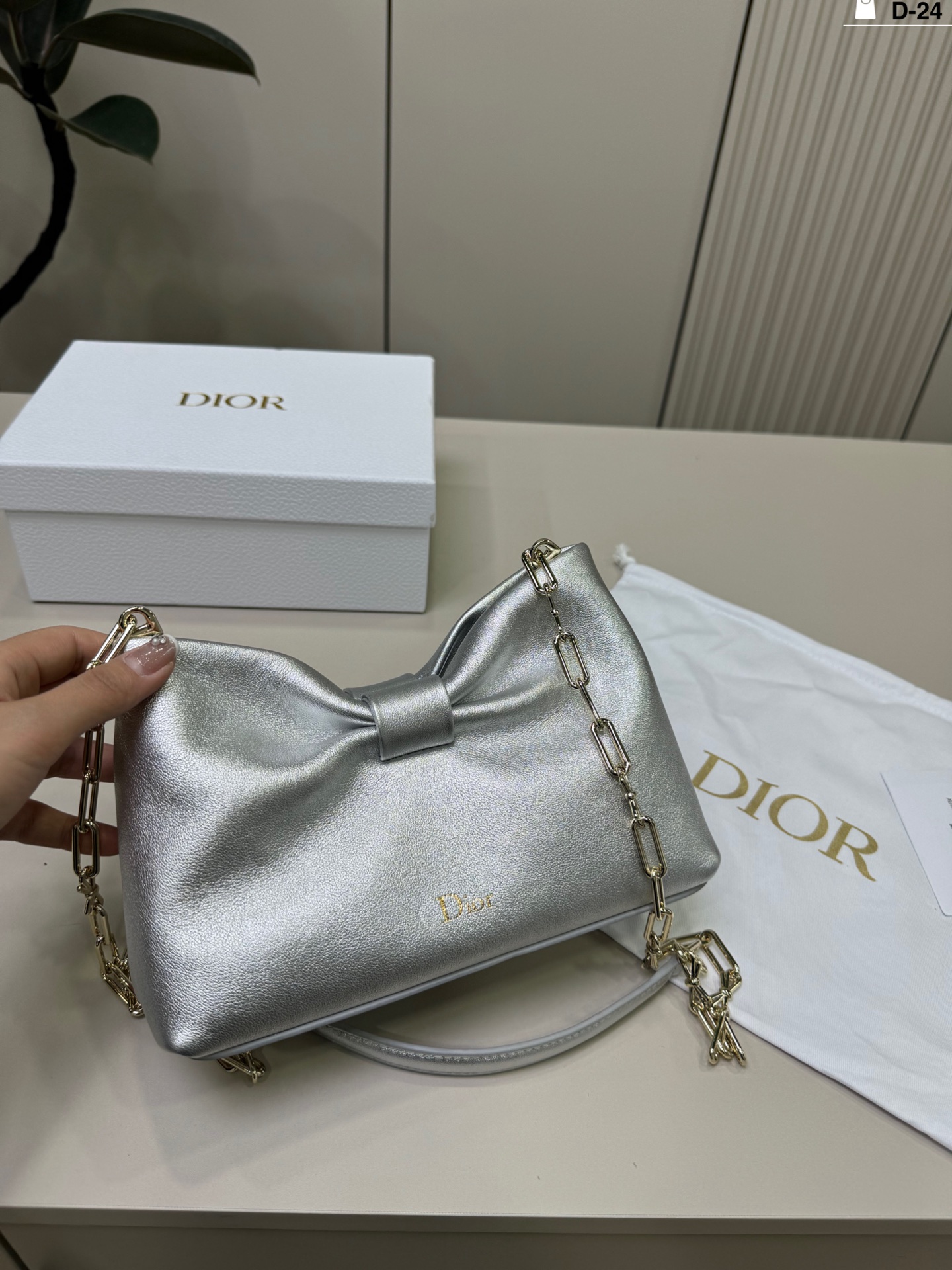 Dior Bow Bag - Image 22
