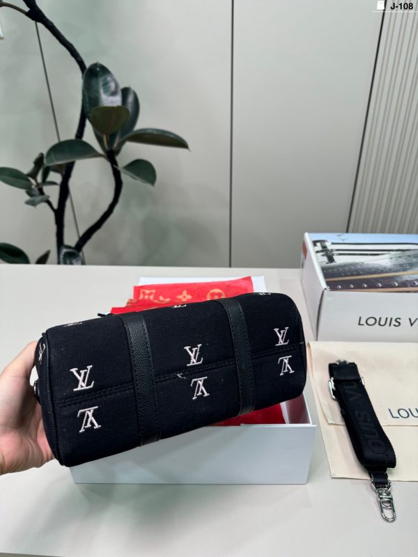 LV keepall 25 Bag