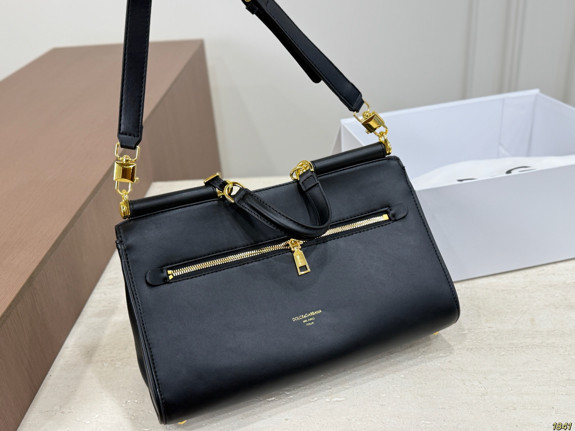 Dolce&Gabbana Large Sicily Handbag - Image 11