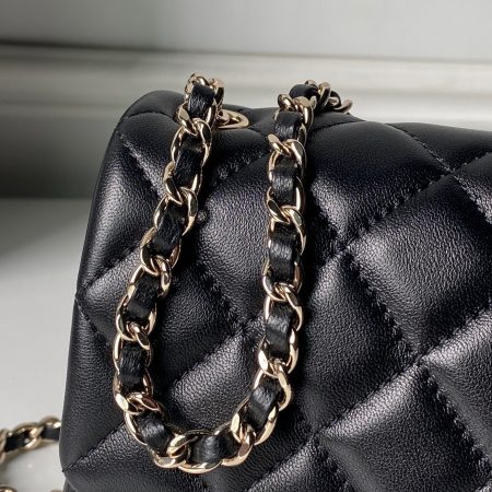 Chanel Double C-Clip Chain Bag - Image 8