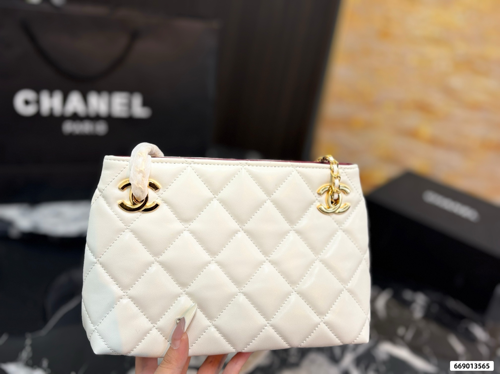 Chanel Classic Quilted Bag - Image 3