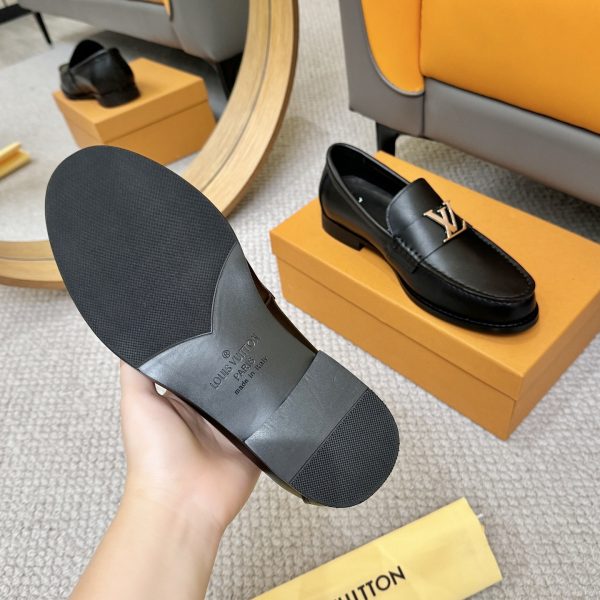 LV Major Loafer Shoes