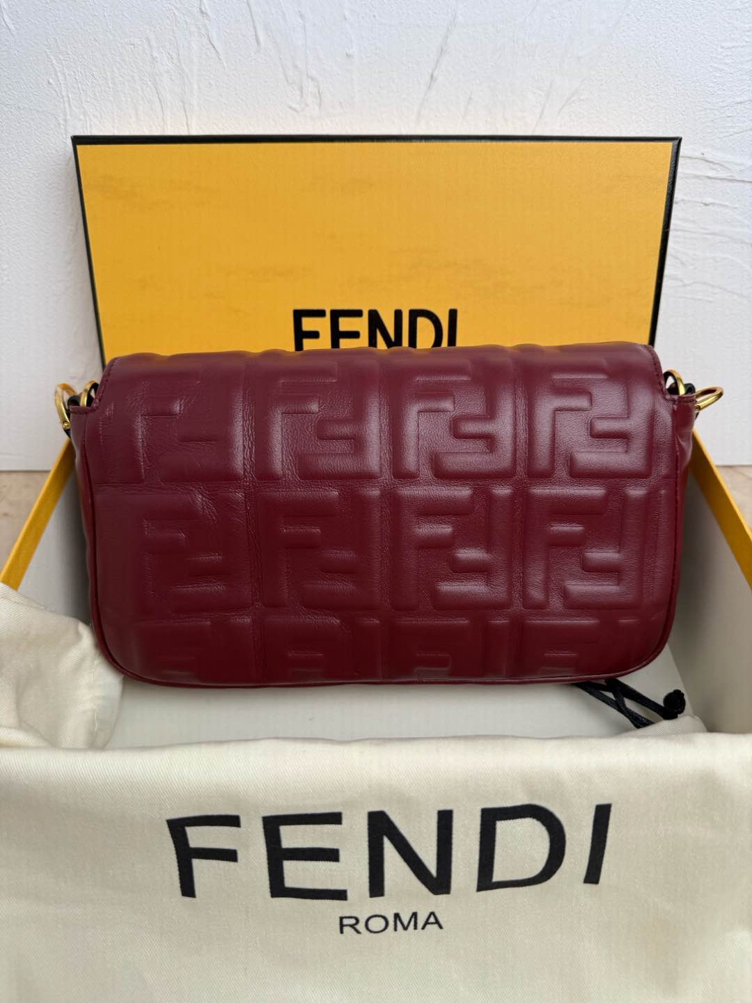 Fendi Baguette Iconic - Image 2