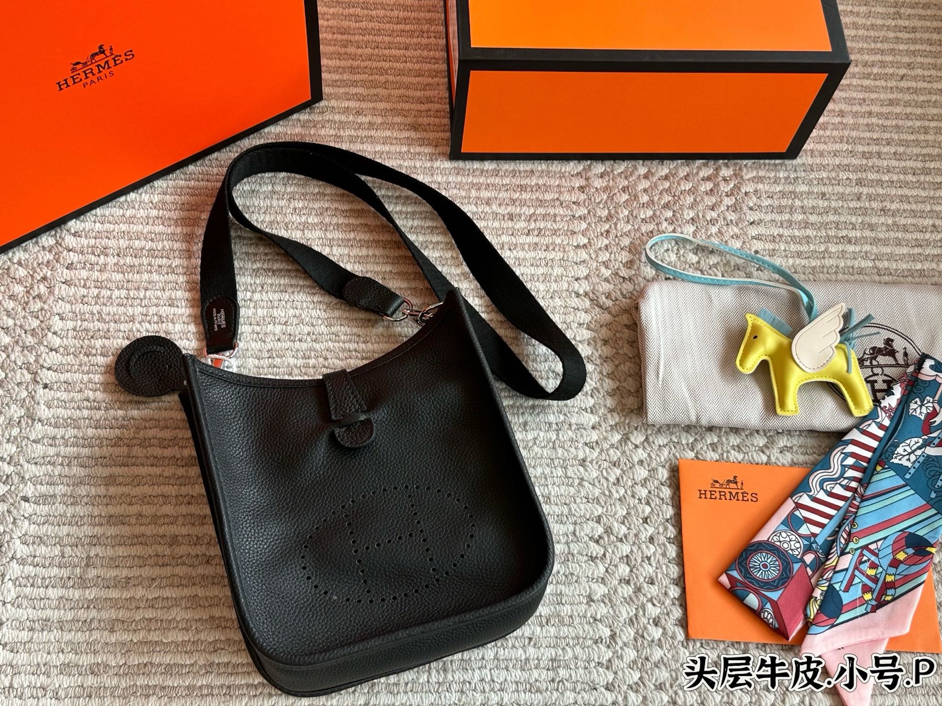 Hermès Evelyne 16 Amazone Bag - Image 4