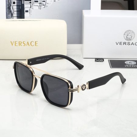 Versace Fashionable Sunglasses - Image 3