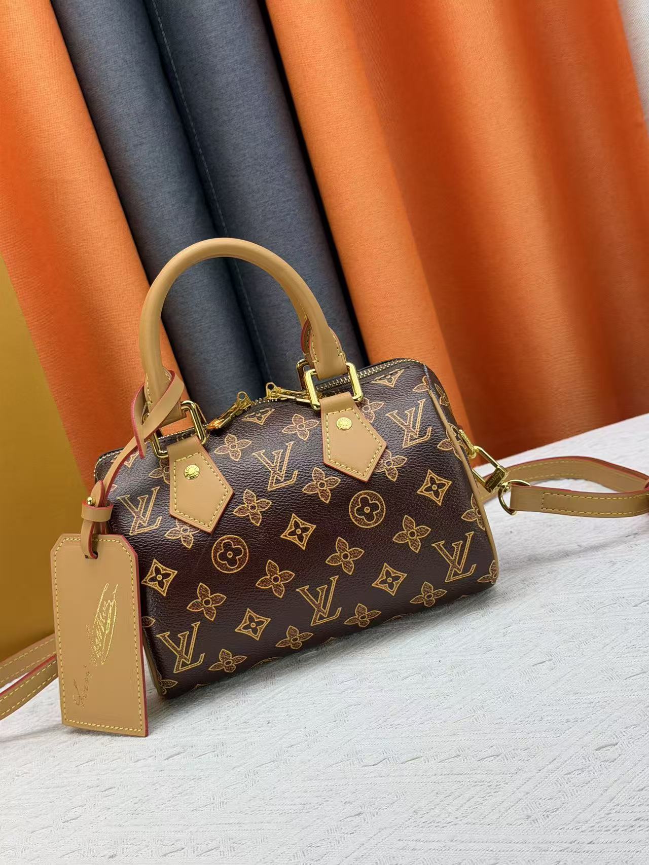 LV Speedy Bandoulière 20 Handbag - Image 1
