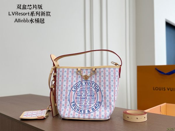 LV Resort Allinbb Beuteltasche