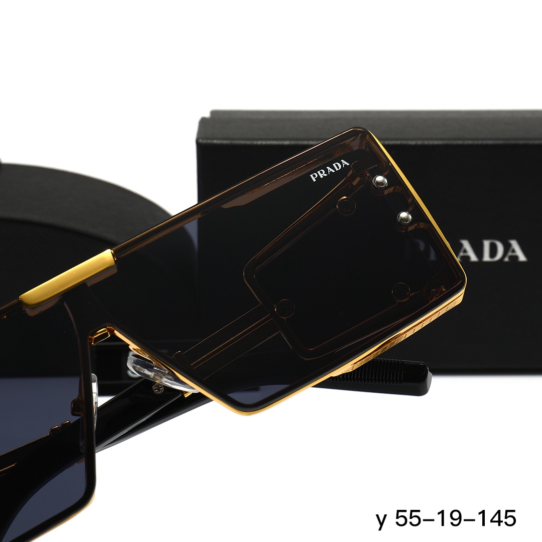 Prada Fashionable Sunglasses - Image 9