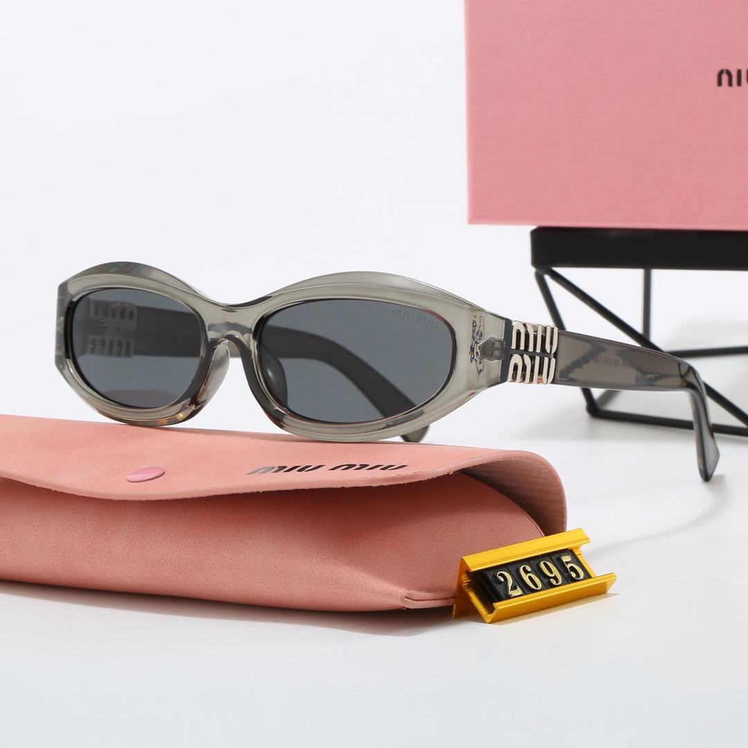 Miu Miu Fashionable Sunglasses - Image 3