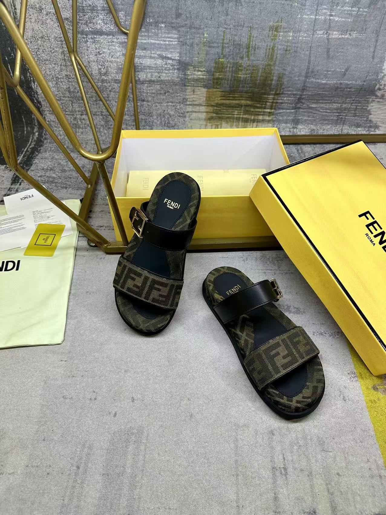 Fendi Sandals - Image 5