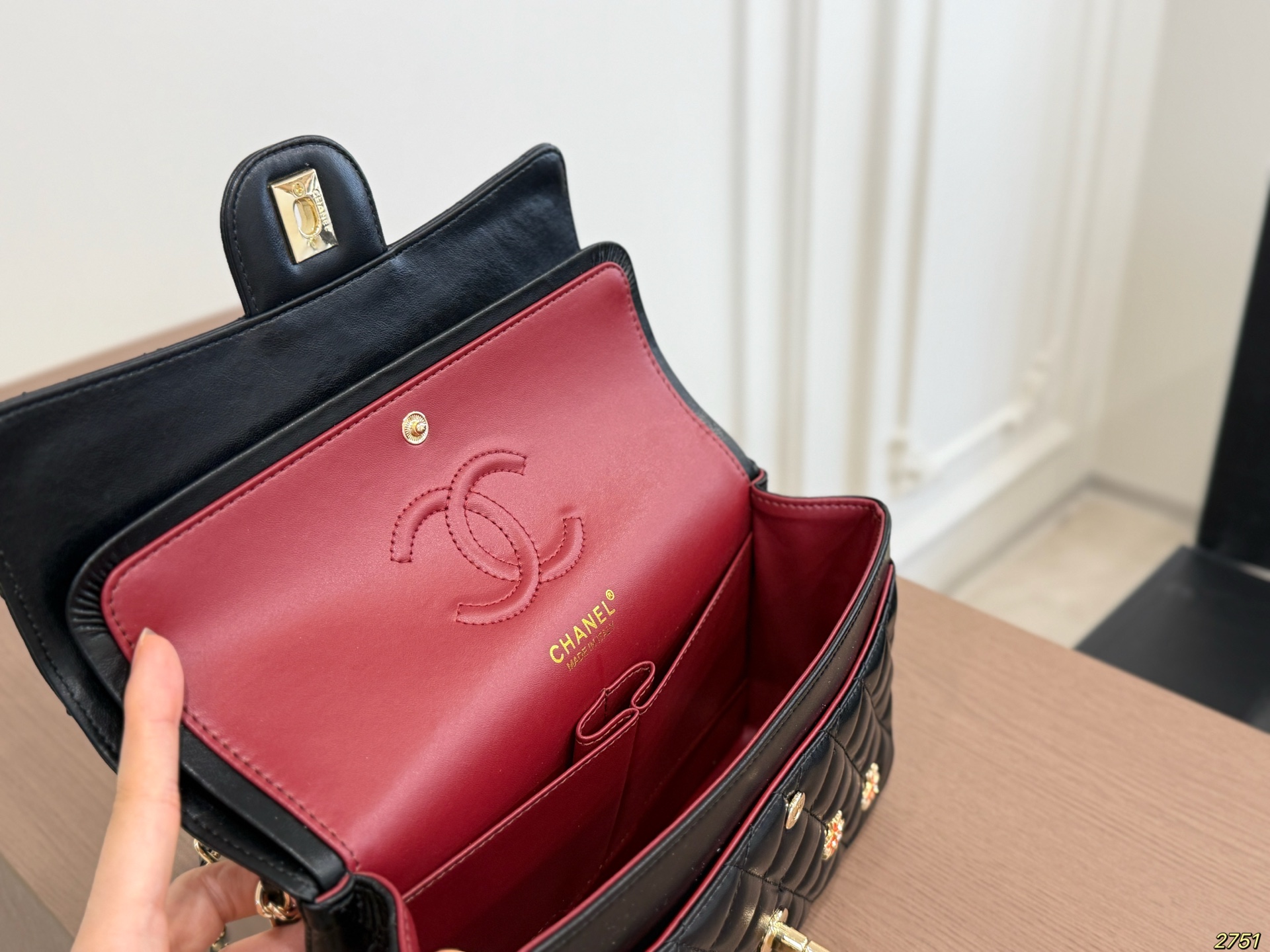 Chanel Shoulder Bag - Image 10
