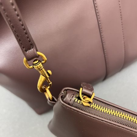 Saint Laurent Y Tote Bag - Image 10