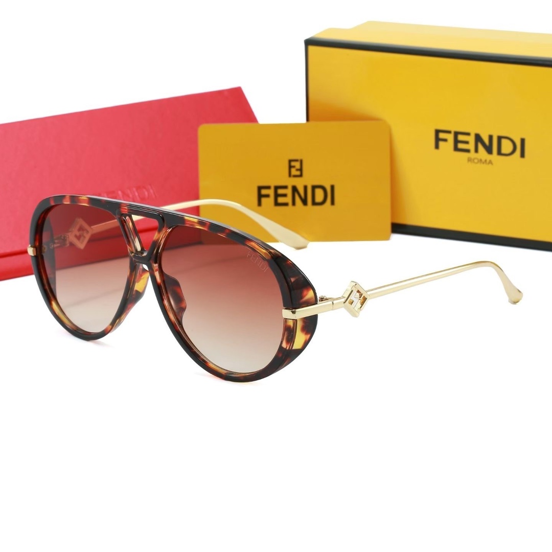Fendi Fashionable Sunglasses - Image 5